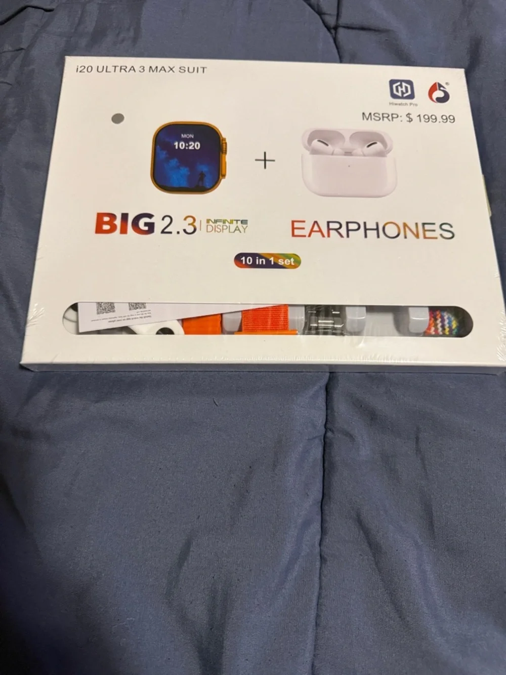 i20 Ultra 3 Max Suit Smartwatch + Earphones - White & Gold